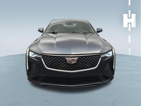 Used 2022 Cadillac CT4 Luxury w/ Sun And Sound Package RWD image 2