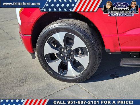 Certified 2024 Ford F150 Lightning Platinum image 18