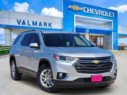 Used 2021 Chevrolet Traverse LT