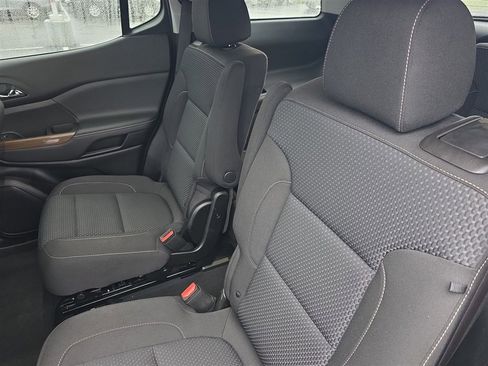 Used 2022 GMC Acadia SLE w/ Driver Convenience Package image 21