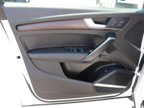 Used 2024 Audi Q5 2.0T Premium Plus AWD/4WD image 10