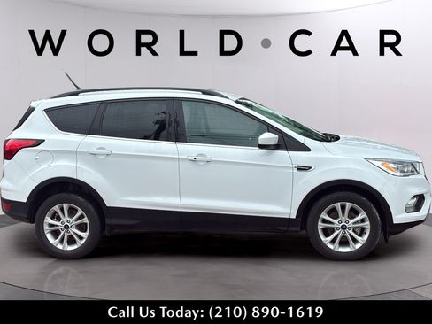 Used 2019 Ford Escape SEL FWD image 15