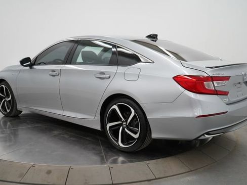 Used 2022 Honda Accord Sport image 5