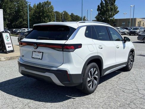 New 2025 Volkswagen Tiguan S FWD image 4