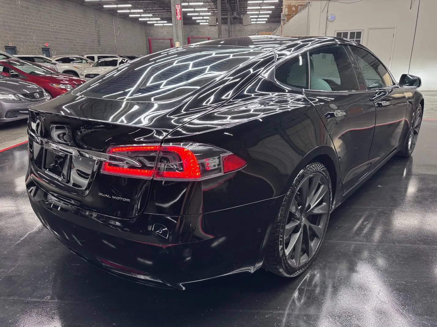 Used 2020 Tesla Model S Long Range Plus AWD/4WD image 3