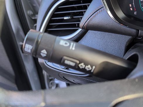 Used 2019 Chevrolet Trax LT image 22