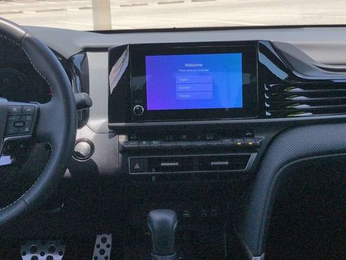 Certified 2025 Toyota Camry SE FWD image 17