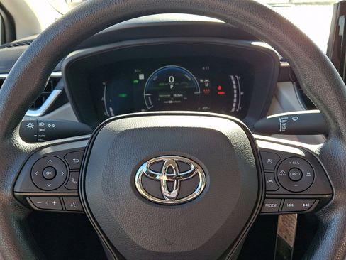 Certified 2026 Toyota Corolla LE image 18