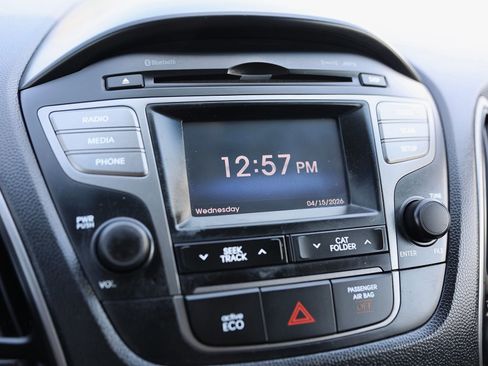 Used 2015 Hyundai Tucson SE AWD/4WD image 22