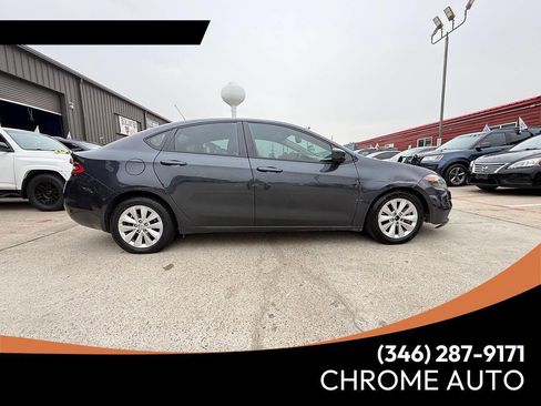 Used 2014 Dodge Dart SXT image 1