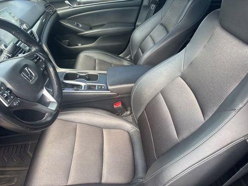 Used 2020 Honda Accord Sport image 7