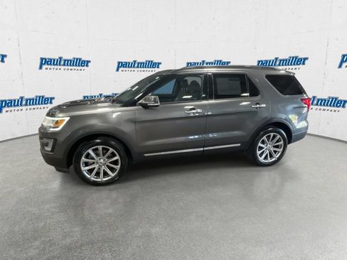 Used 2017 Ford Explorer Limited AWD/4WD image 6