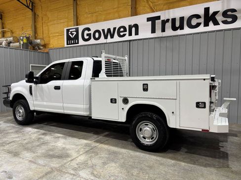 Used 2022 Ford F250 XL w/ Power Equipment Group AWD/4WD image 5
