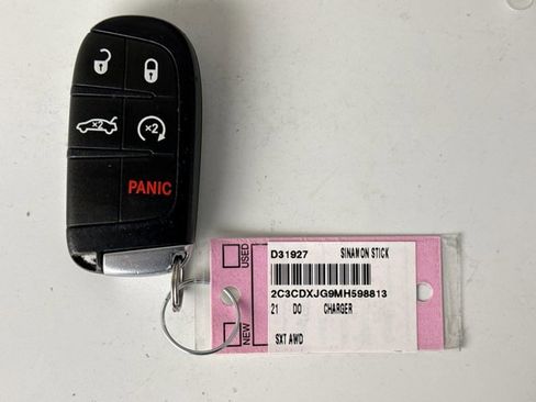 Used 2021 Dodge Charger SXT w/ Driver Convenience Group image 9