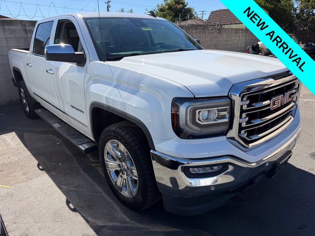 Used 2018 GMC Sierra 1500 SLT w/ Enhanced Driver Alert Package RWD image 2