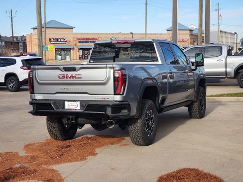 New 2026 GMC Sierra 2500 AT4X image 5