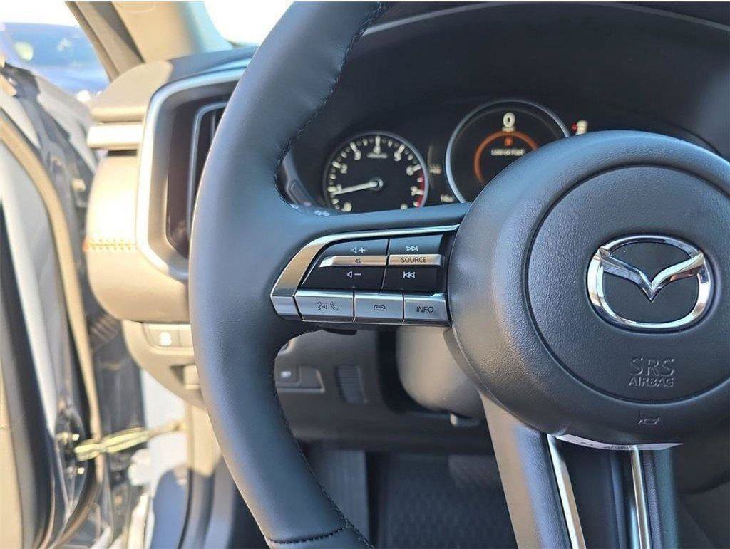 Used 2026 MAZDA CX-50 Meridian Edition w/ Weather Package AWD/4WD image 29