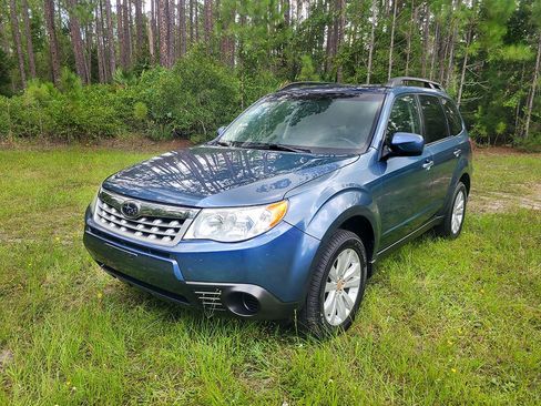 Used 2012 Subaru Forester 2.5X Premium AWD/4WD image 1