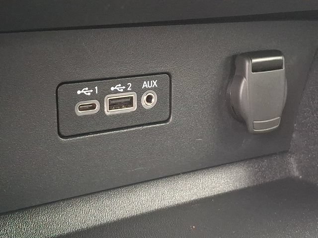 Used 2025 Nissan Altima 2.5 SV AWD/4WD image 26