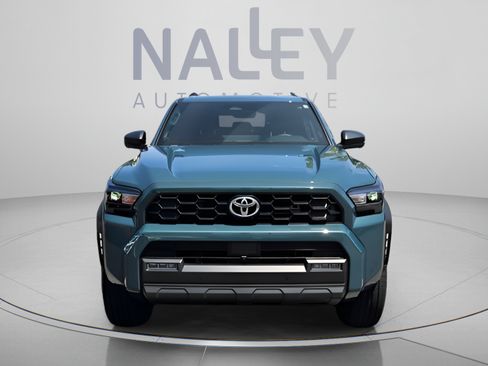 Used 2025 Toyota 4Runner TRD Off-Road Premium AWD/4WD image 8