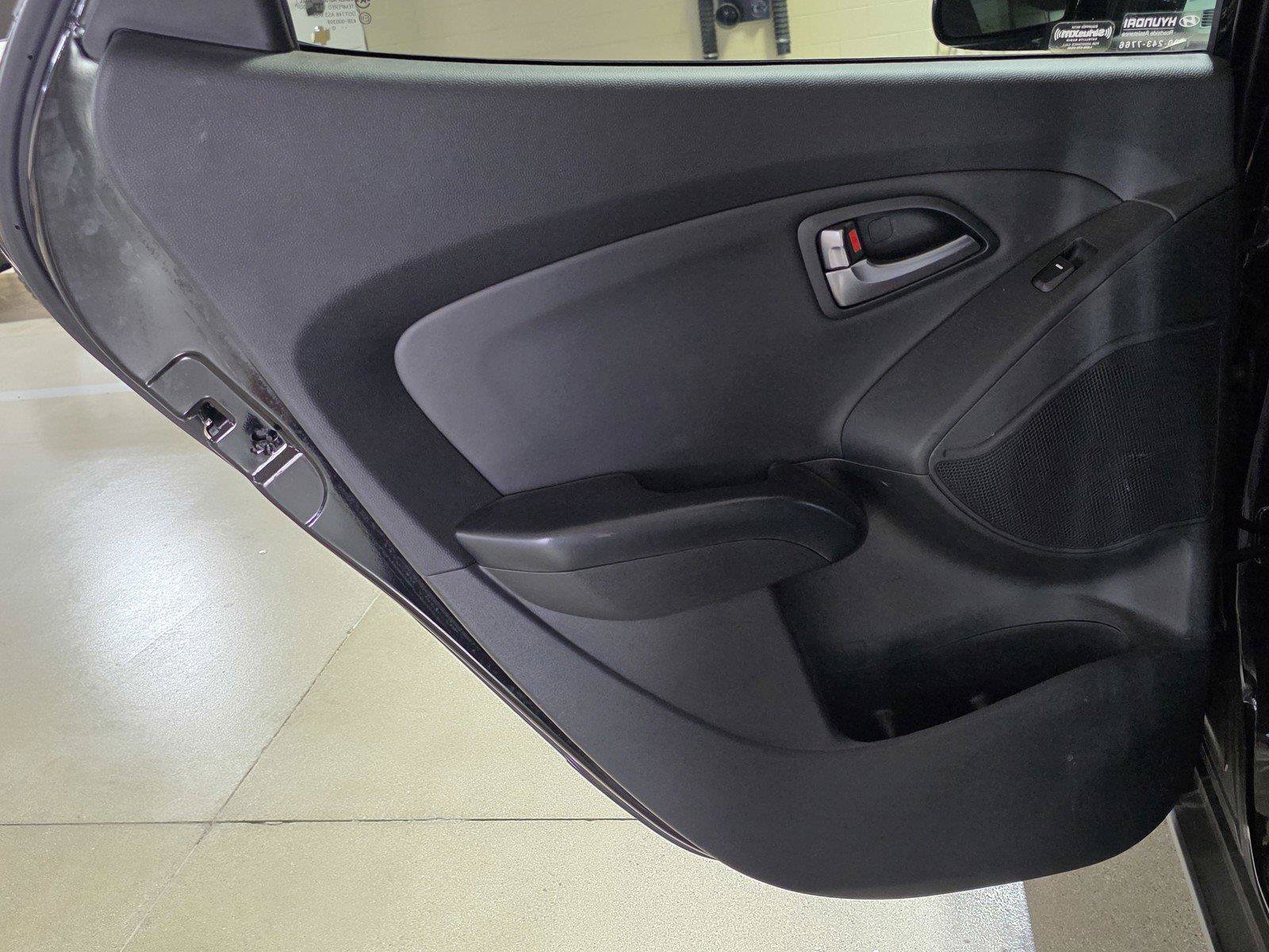 Used 2014 Hyundai Tucson SE FWD image 10