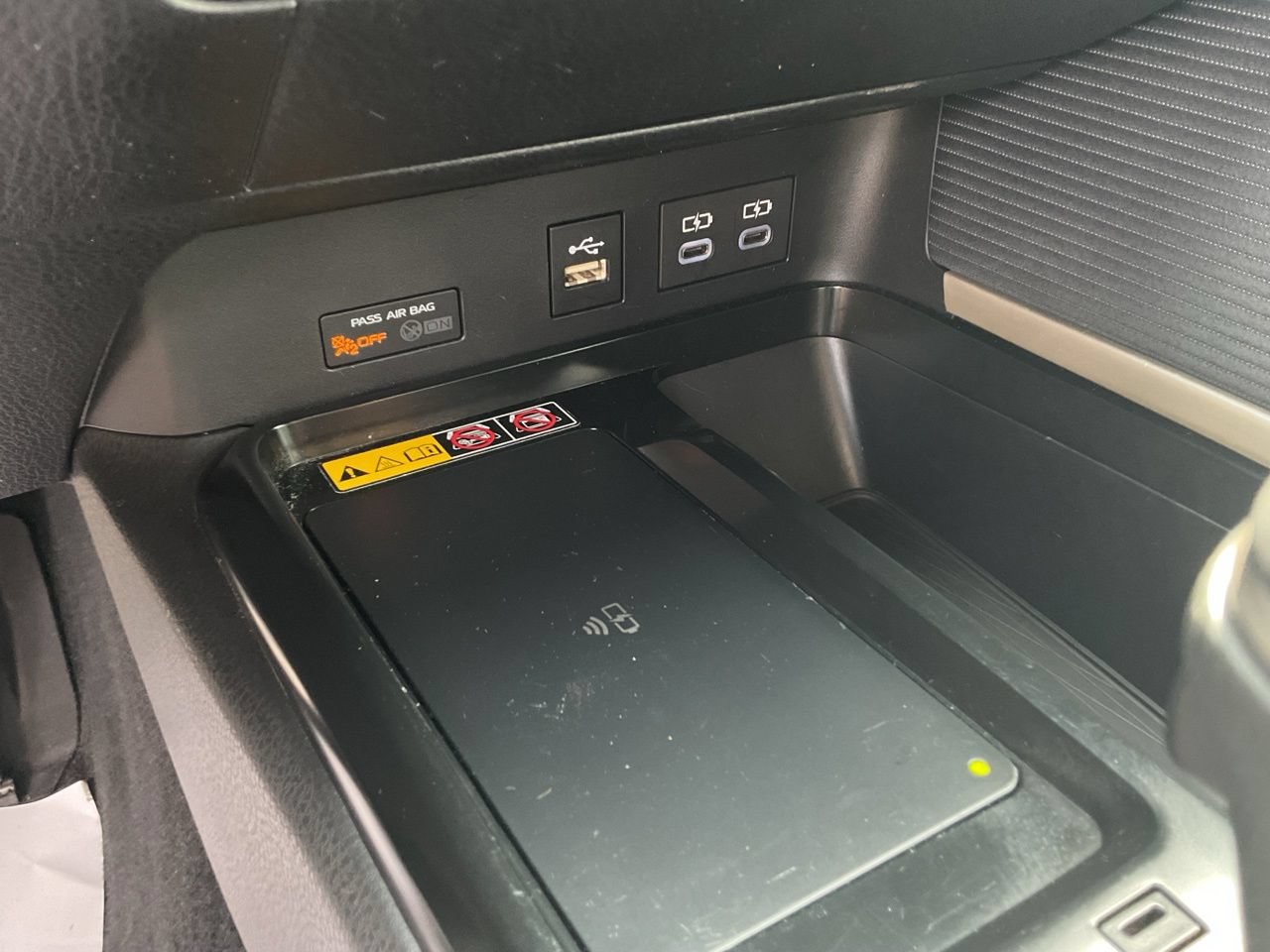 Used 2025 Toyota Camry SE FWD image 24