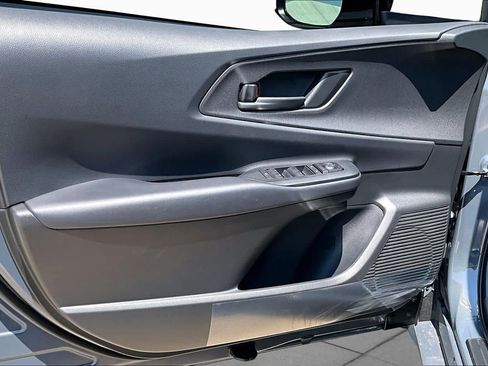 New 2026 Toyota Prius Plug-In Hybrid FWD image 10