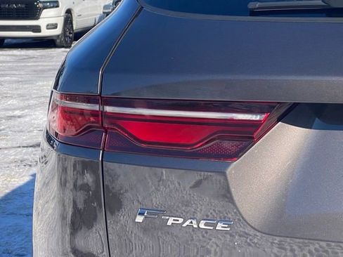 Used 2021 Jaguar F-PACE S image 17