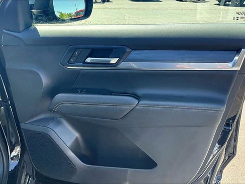 Used 2025 GMC Terrain Elevation AWD/4WD image 26