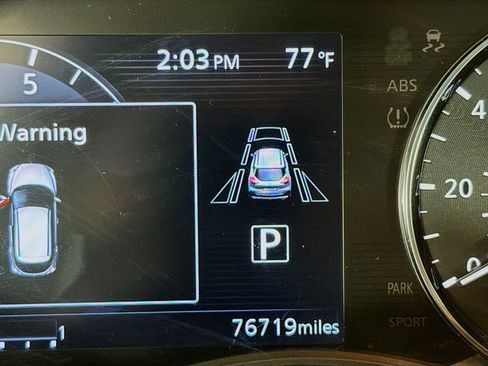 Used 2021 Nissan Kicks SV FWD image 15