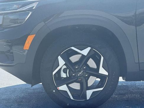 New 2025 Kia Seltos EX w/ EX Sunroof Package image 10