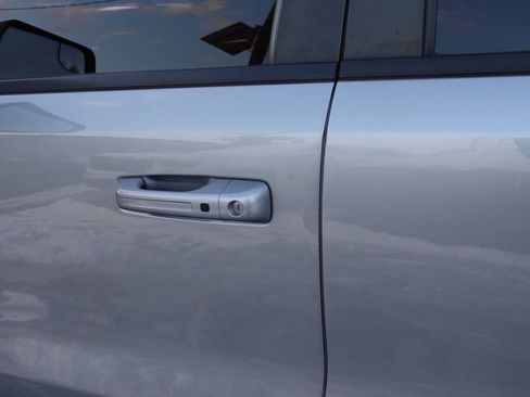 Used 2022 RAM 1500 Laramie image 16