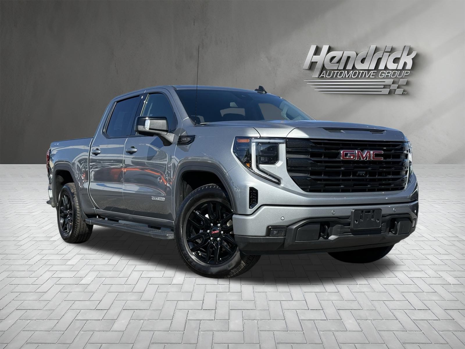 Used 2026 GMC Sierra 1500 Elevation w/ Elevation Premium Package AWD/4WD image 2