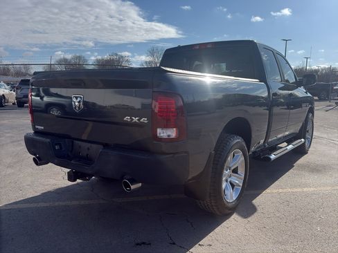Used 2016 RAM 1500 Sport image 3