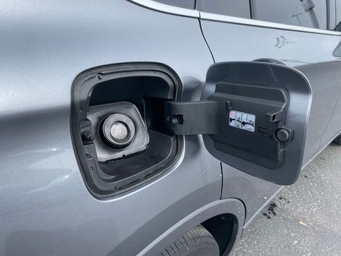 Used 2019 Buick Envision Essence AWD/4WD image 58