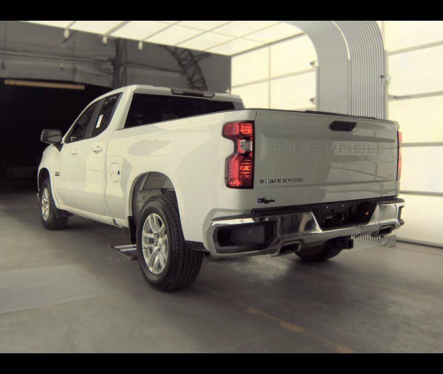 Used 2021 Chevrolet Silverado 1500 LT w/ Z71 Off-Road Package AWD/4WD image 10