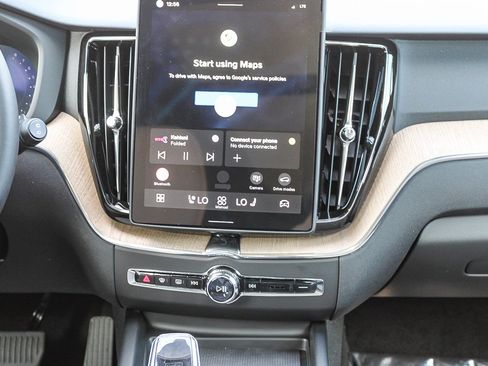 New 2026 Volvo XC60 B5 Core image 16