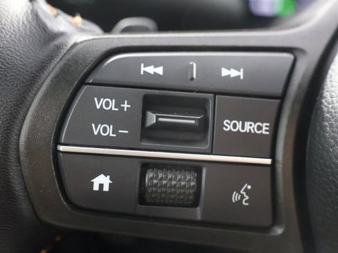 Used 2025 Honda CR-V Sport image 11
