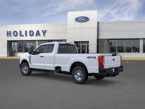 New 2026 Ford F250 XL w/ F-250 >10K GVWR Package image 5