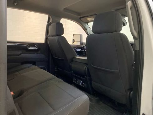 Used 2025 Chevrolet Silverado 2500 LT AWD/4WD image 66