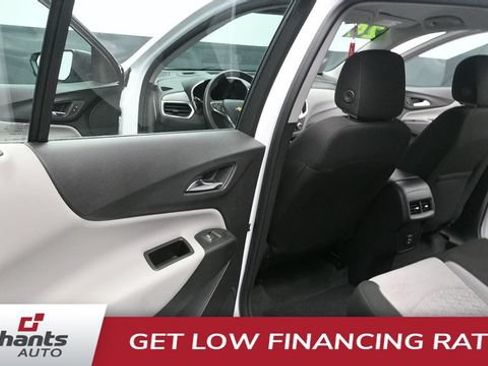 Used 2024 Chevrolet Equinox LS FWD image 21