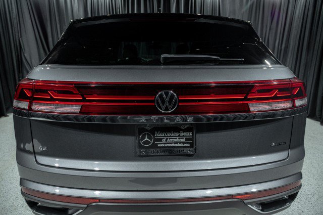 Used 2024 Volkswagen Atlas Cross Sport SE AWD/4WD image 6