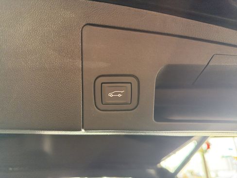 Used 2023 Cadillac XT5 Luxury image 26