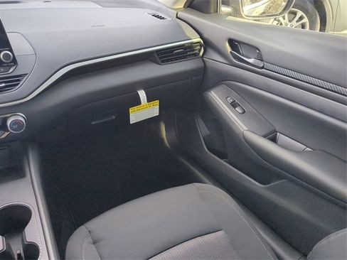 New 2025 Nissan Altima 2.5 S image 15