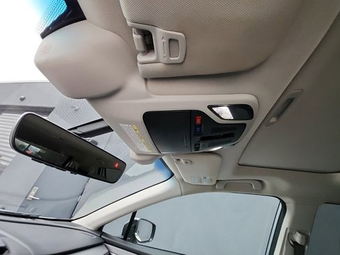 Used 2022 Subaru Outback Limited image 16