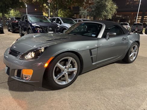 Used 2007 Saturn Sky Red Line image 2