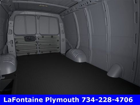 New 2025 Chevrolet Express 3500 w/ Driver Convenience Package image 17