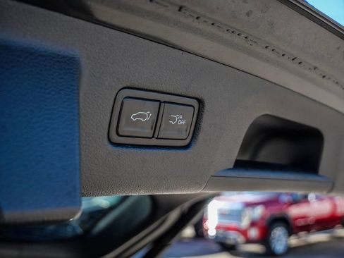 Used 2025 Kia Telluride S FWD image 12