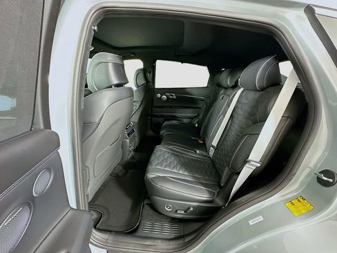 New 2026 Genesis GV80 3.5T e-SC image 17