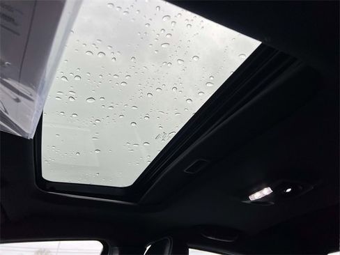 Used 2012 Chrysler 200 Limited image 22